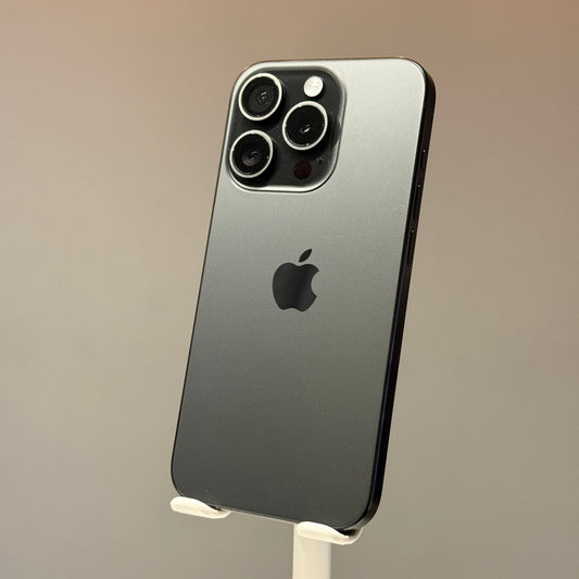iPhone 15 Pro 256GB Black Titanium- used