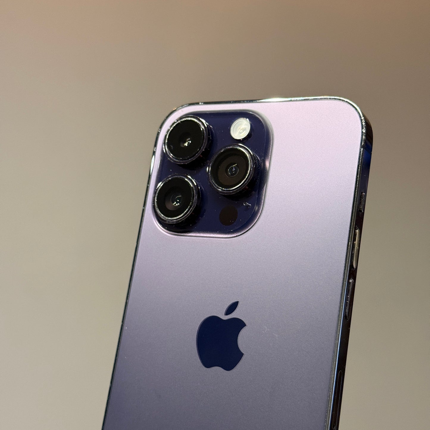 iPhone 14 Pro 256GB Deep Purple - used