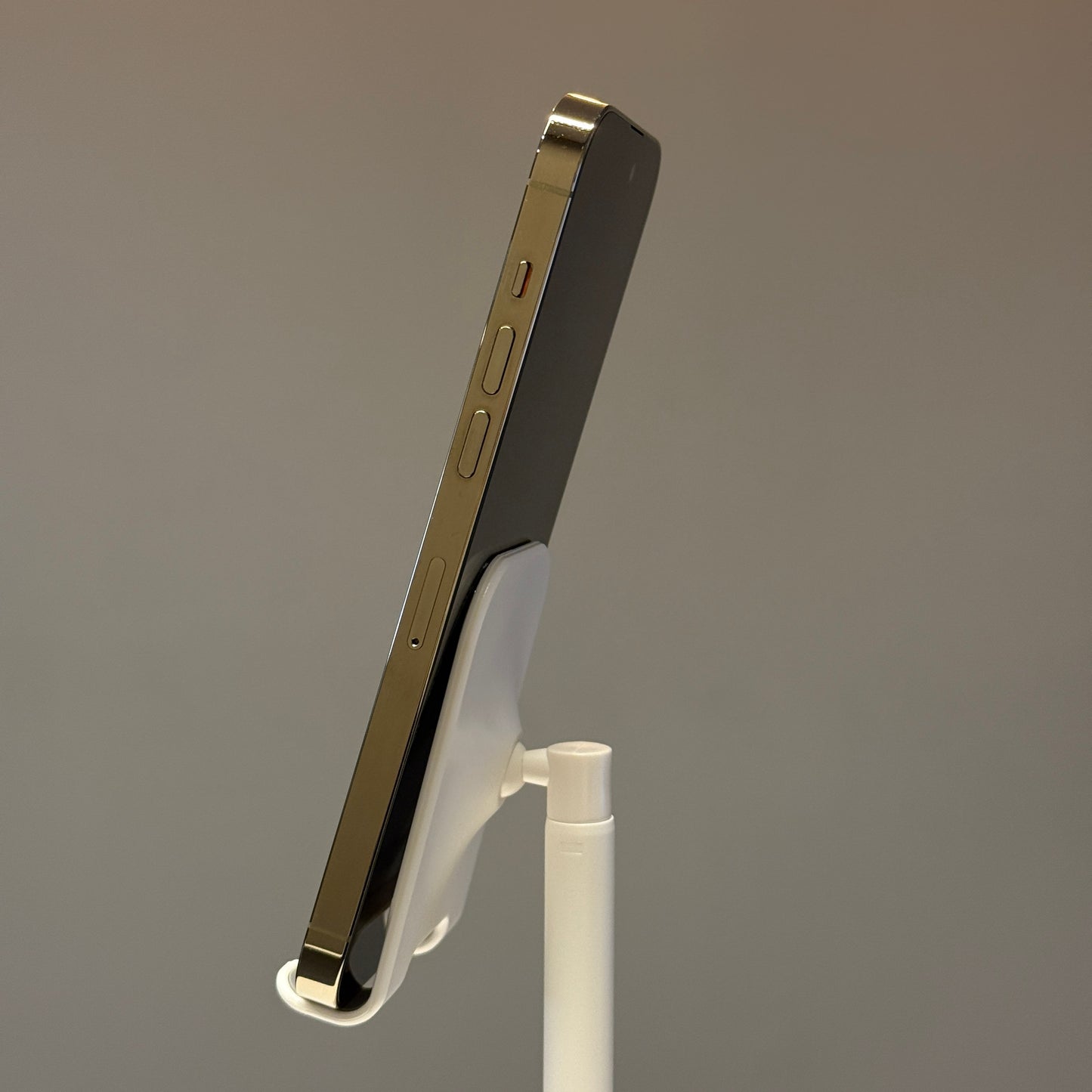 iPhone 14 Pro Max 128GB Gold - used