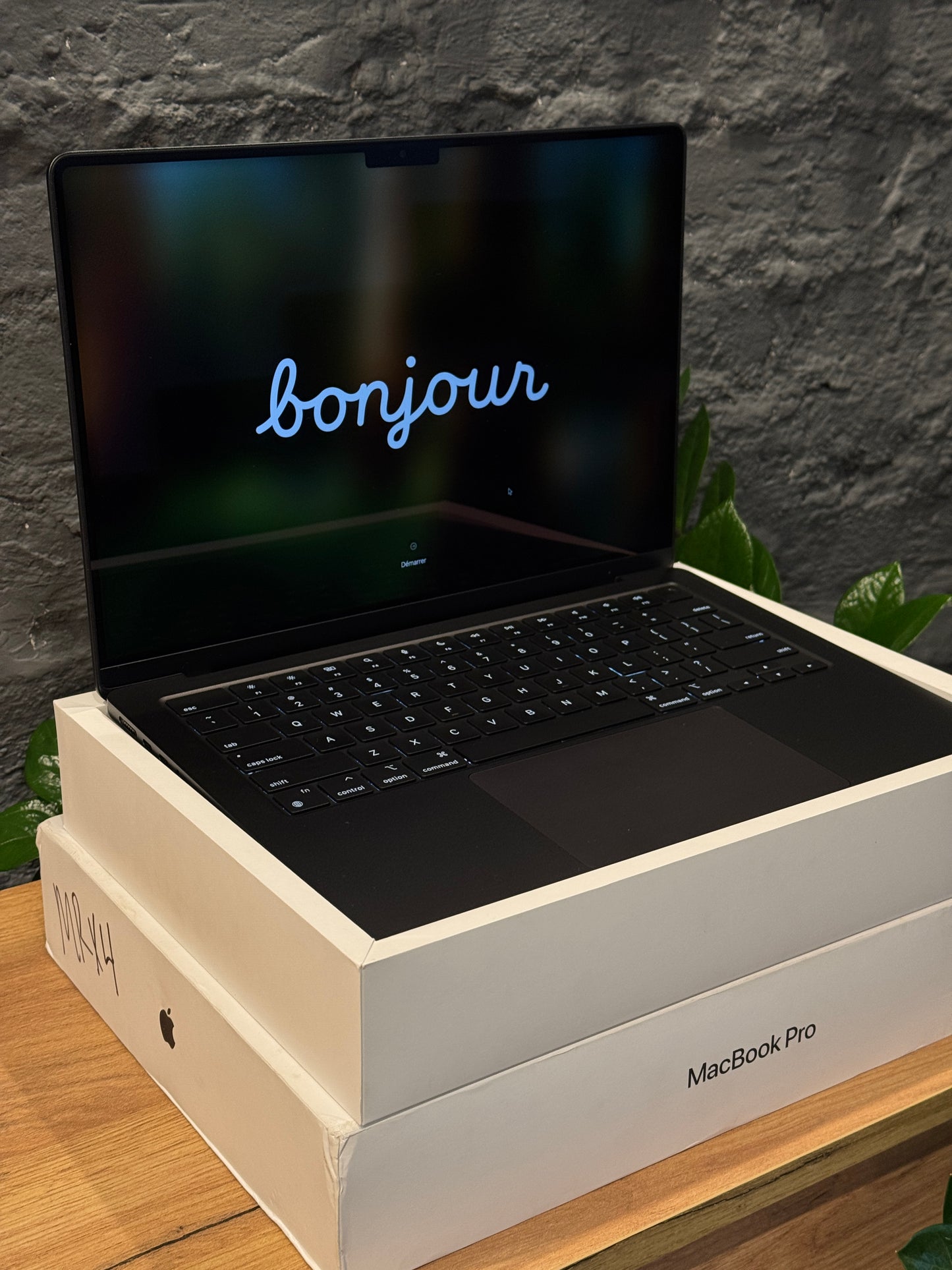 MacBook Pro 14-inch M3 Pro 18GB RAM 1TB SSD Space Black - used