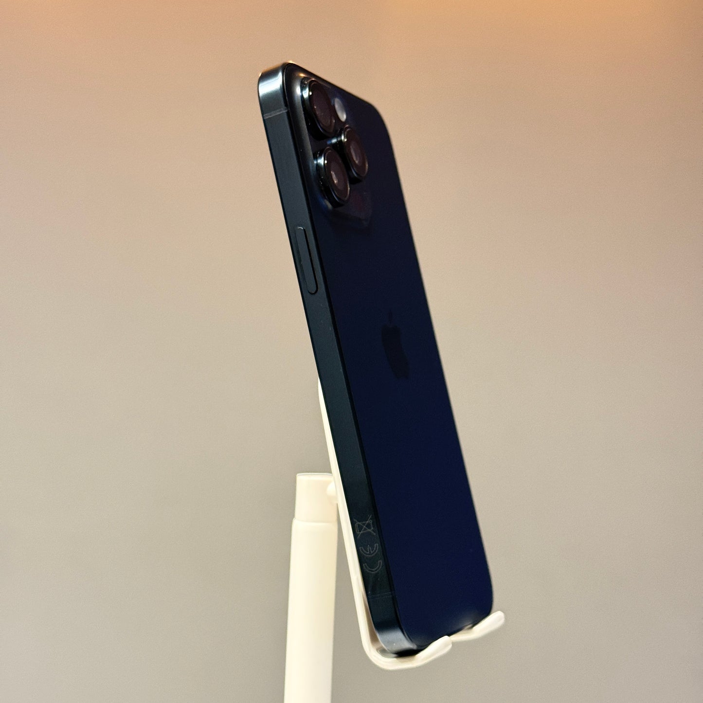 iPhone 15 Pro Max 256GB Blue Titanium - used