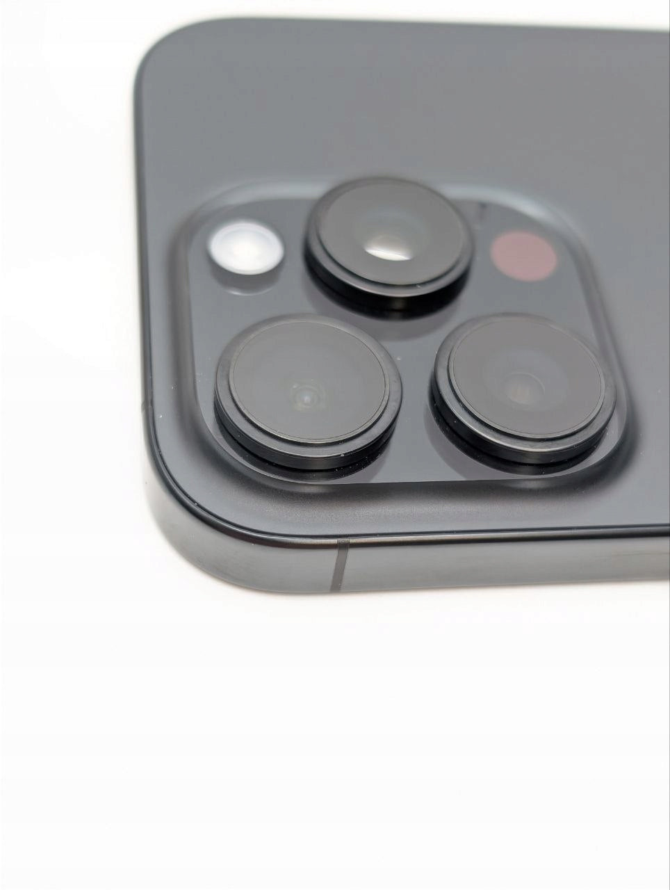 Apple iPhone 16 Pro 512GB Tytan Czarny | eSim | bateria 100%