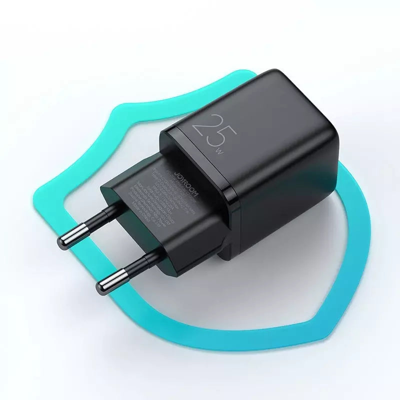 Joyroom mała szybka ładowarka USB Typ-C 25W wtyczka EU czarny (L-P251)