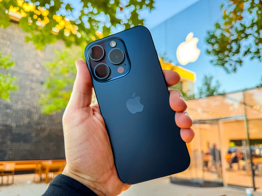 iPhone i Apple w Warszawie: gdzie kupić nowy i używany — poradnik 2026