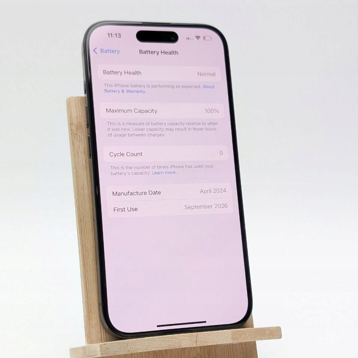 Apple iPhone 15 Pro 128 GB Tytan czarny | jak | bateria 100% | Outlet, Bateria 100%