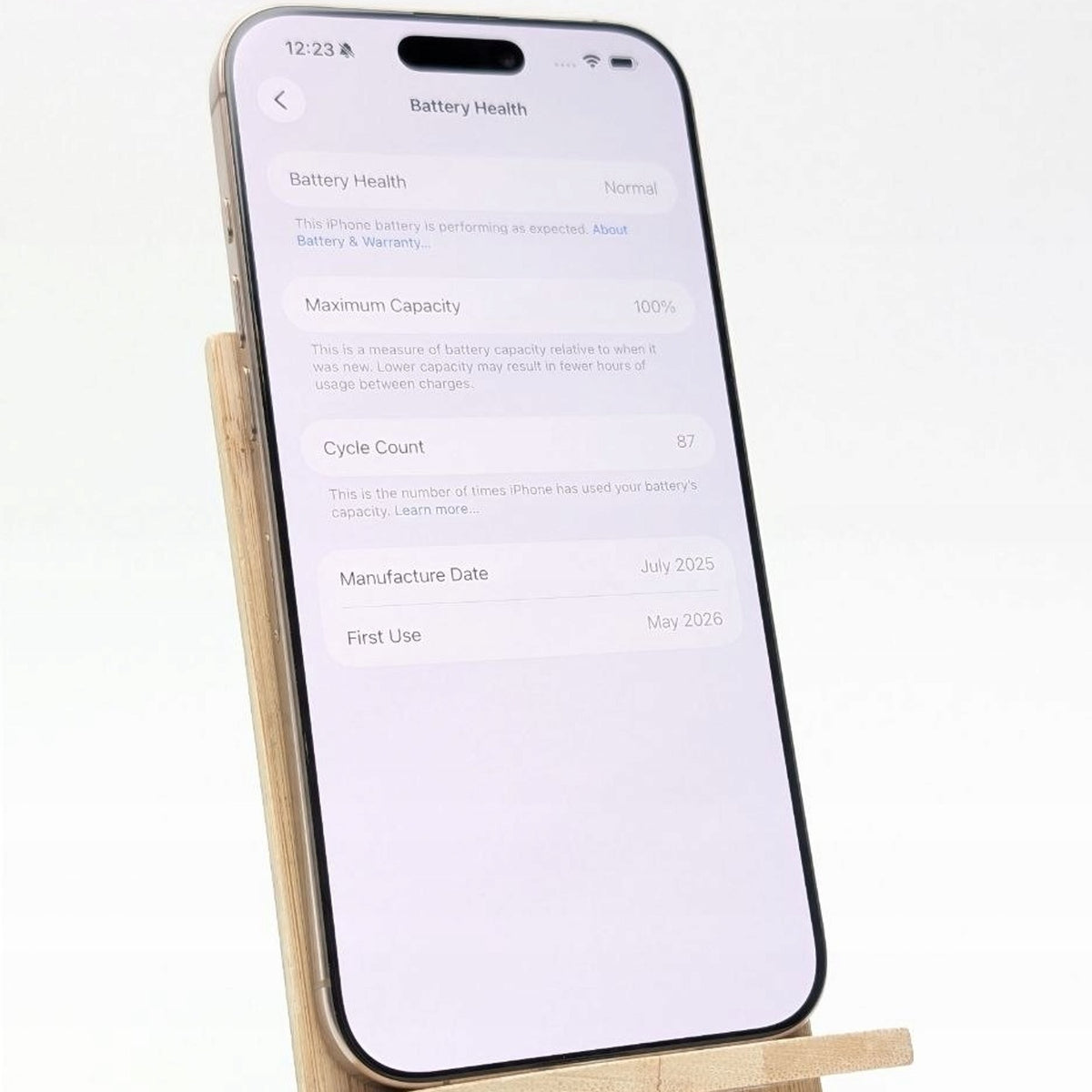 Apple iPhone 16 Pro Max 256GB Tytan Pustynny | bateria 100% | Outlet, Bateria 100%