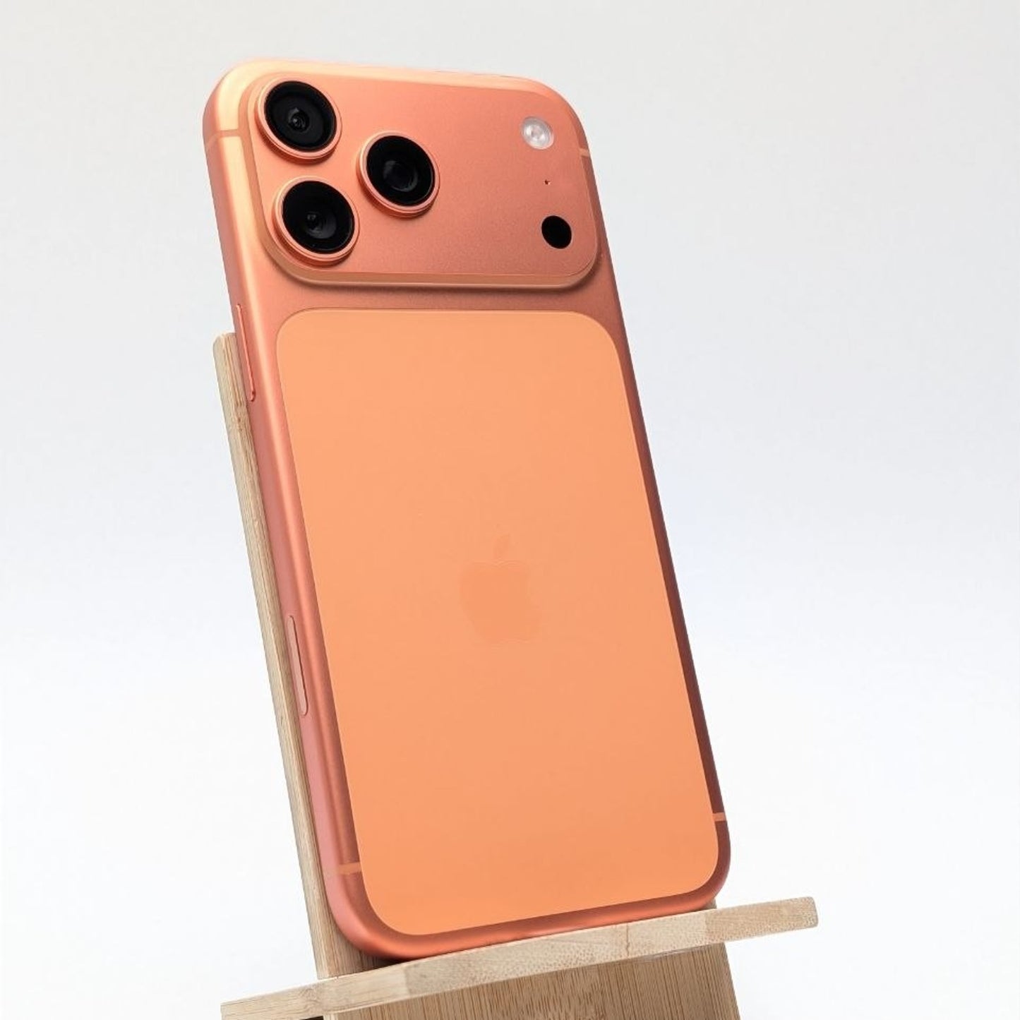 Apple iPhone 17 Pro Max 256 GB Kosmiczny pomarańcz | eSim | bateria 100% | Outlet, Bateria 100%