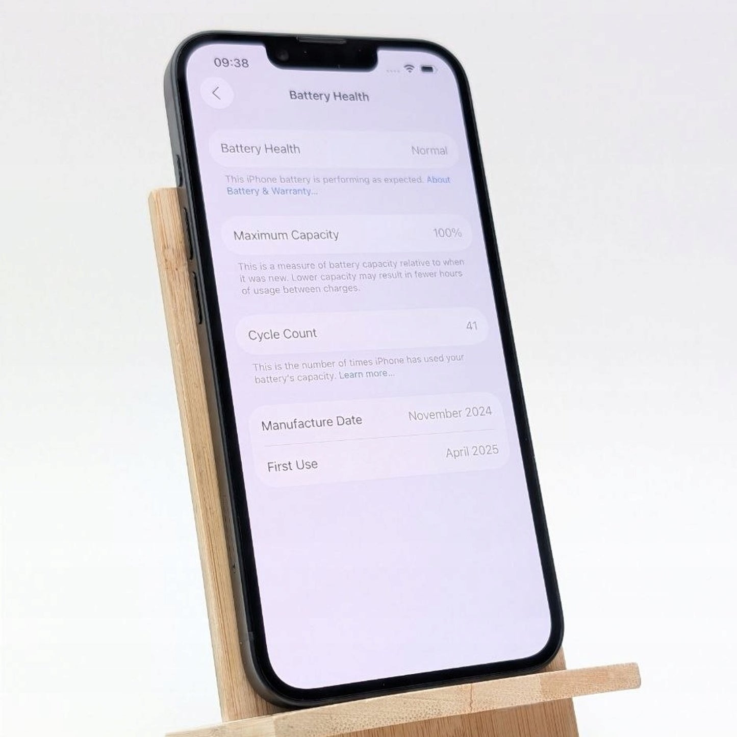 Apple iPhone 16e 128 GB czarny | bateria 100% | Used, Bateria 100%