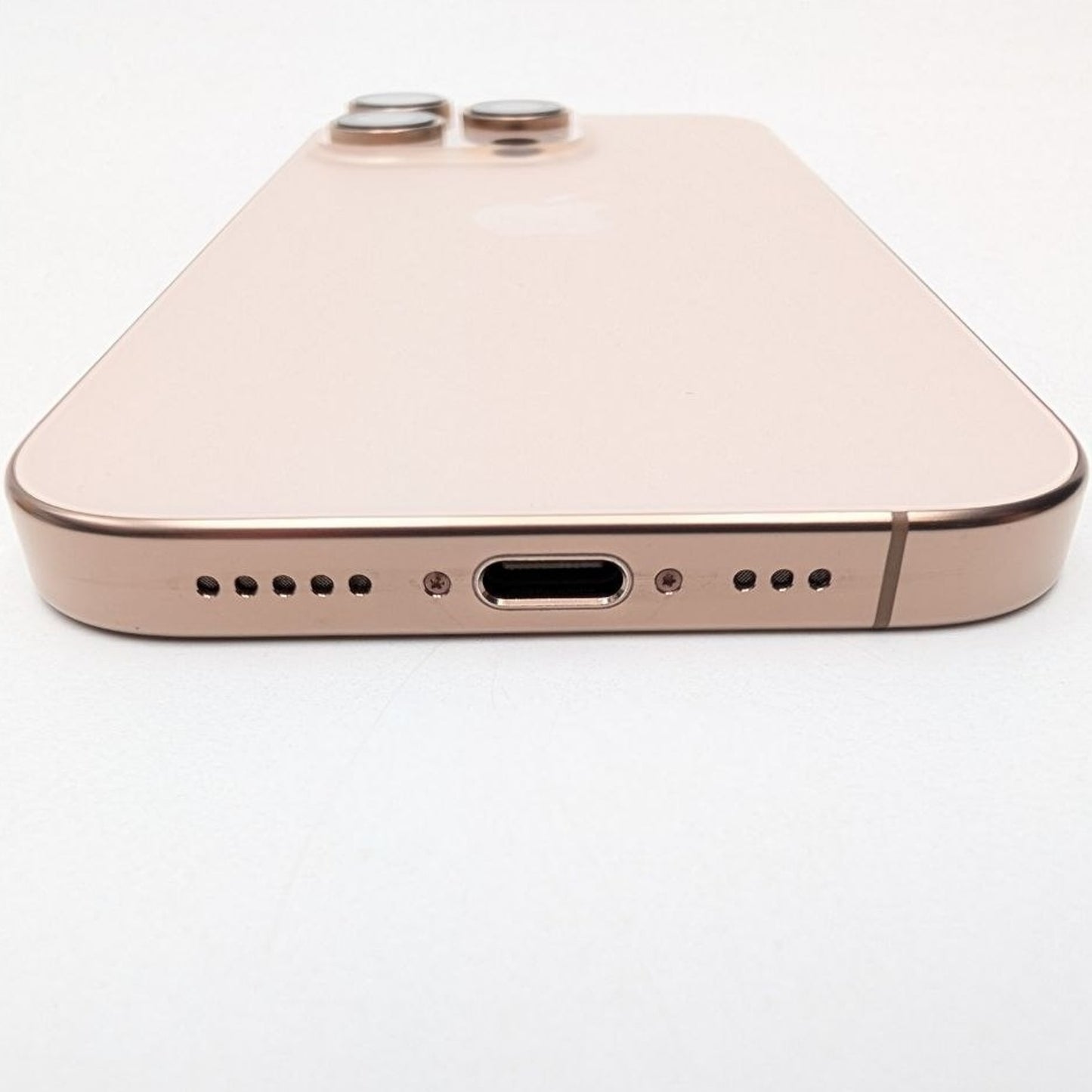 Apple iPhone 16 Pro 128GB Tytan Pustynny | Outlet