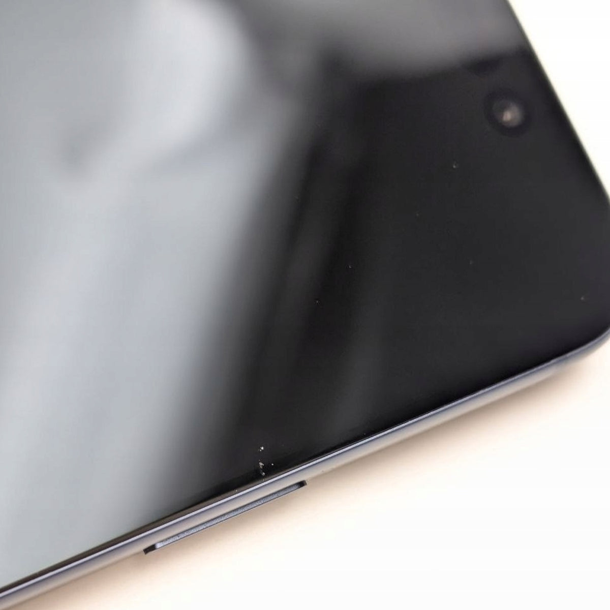 Apple iPhone 17 Pro 256 GB Głębinowy błękit | eSim | bateria 100% | Outlet, Bateria 100%