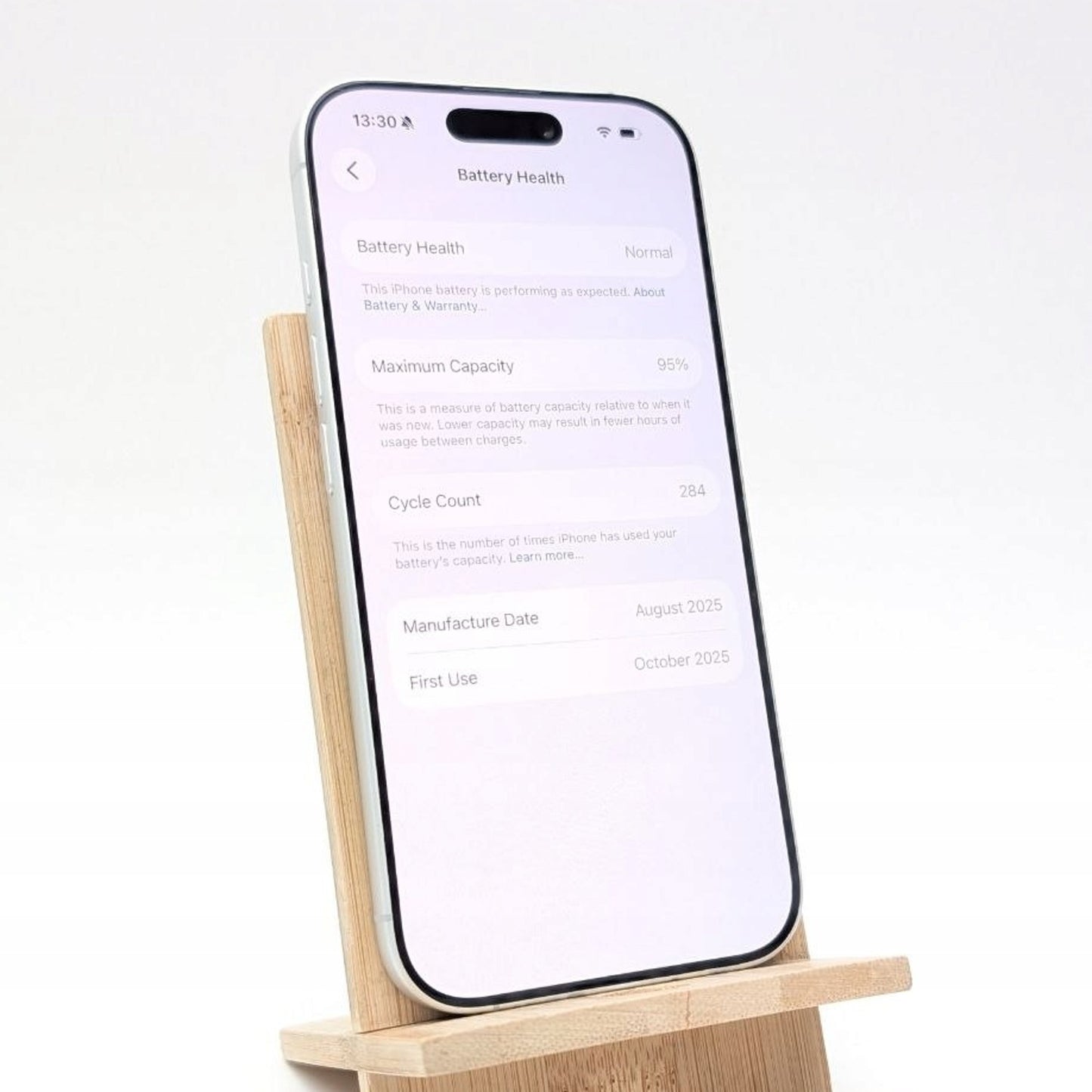 Apple iPhone 17 256 GB Biały| eSim | Outlet, Bateria 95%