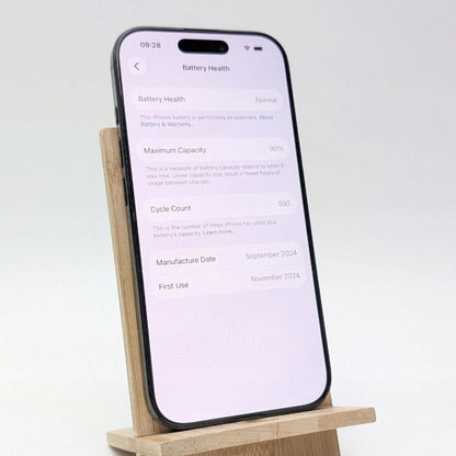 Apple iPhone 16 Pro 128 GB Tytan Czarny | eSim | Used, Bateria 90%
