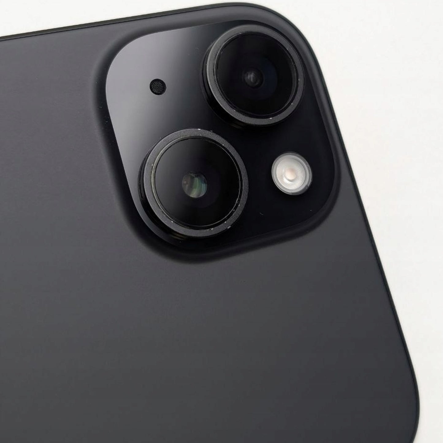 Apple iPhone 15 256 GB czarny | Outlet