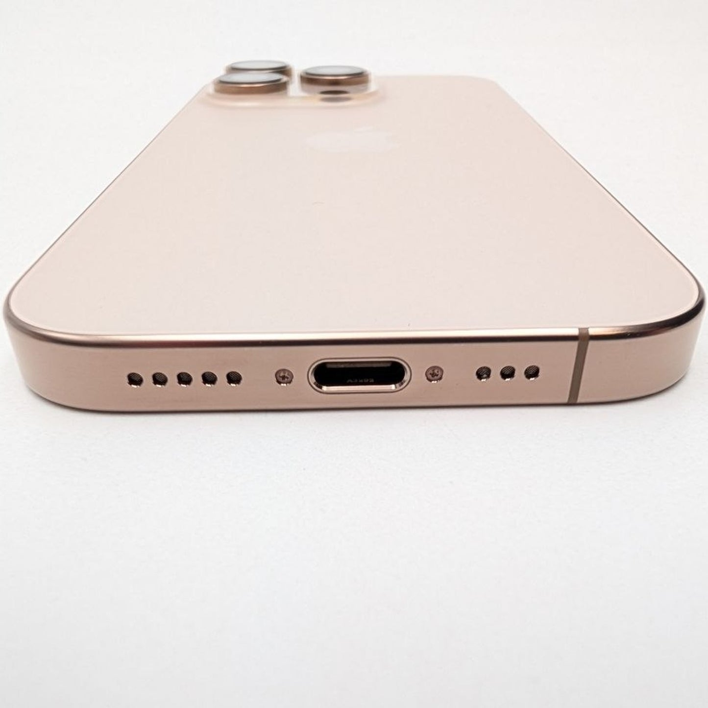 Apple iPhone 16 Pro 128GB Tytan Pustynny | Outlet