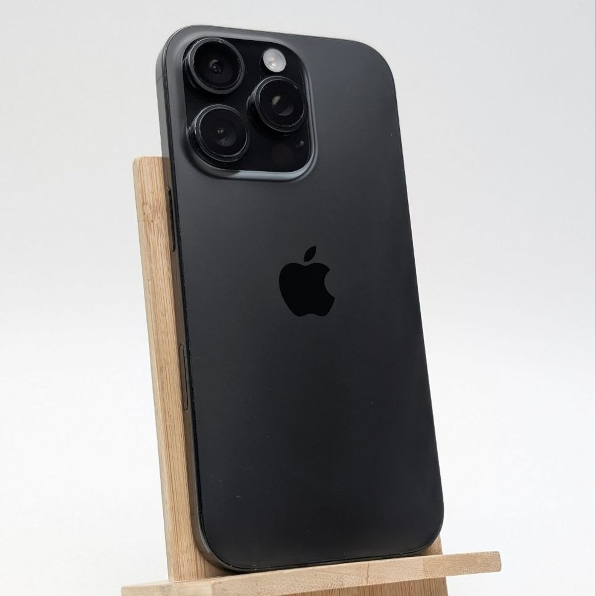 Apple iPhone 16 Pro 256 GB Tytan czarny | eSim | Outlet, Bateria 90%