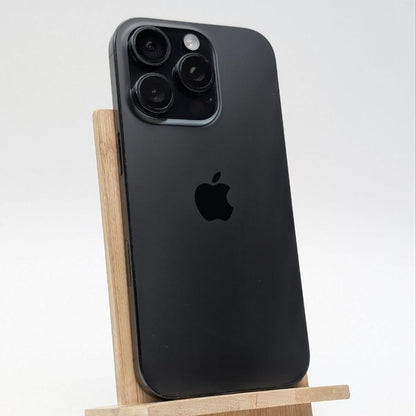 Apple iPhone 16 Pro 256 GB Tytan czarny | eSim | Outlet, Bateria 90%