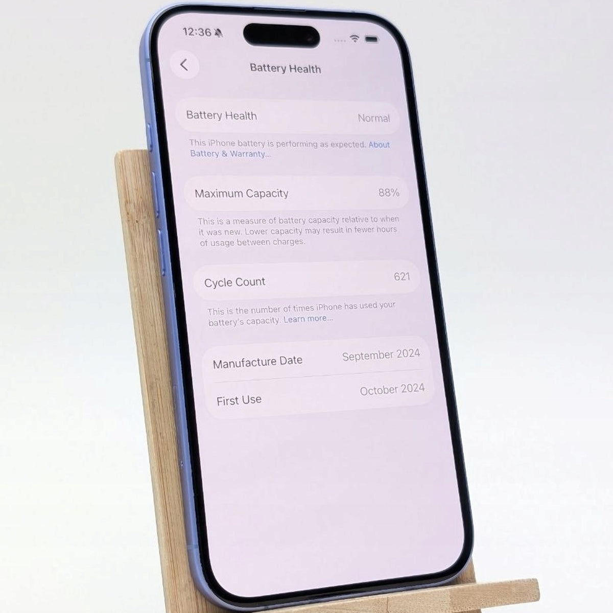 Apple iPhone 16 128 GB Ultramarine | Outlet, Bateria 88%