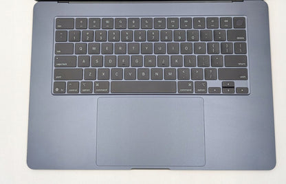 Apple MacBook Air 15,3" M4 16GB / 512GB Północ | Outlet