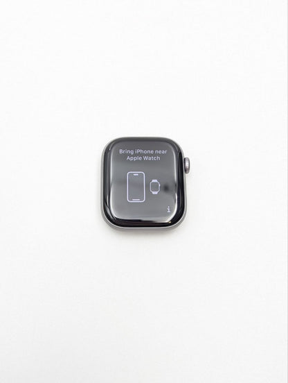 Apple Watch Series 11 GPS 42mm Gwiezdna Szarosc z paskiem S/M | Jak | Returned