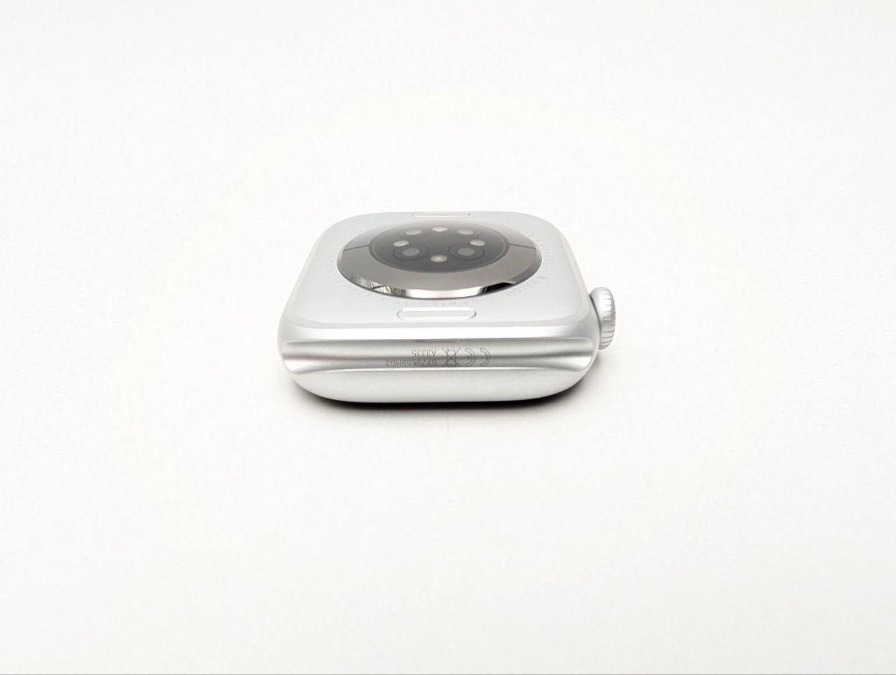 Apple Watch Series 11 GPS+Cellular 42mm Srebrny z paskiem S/M | Outlet