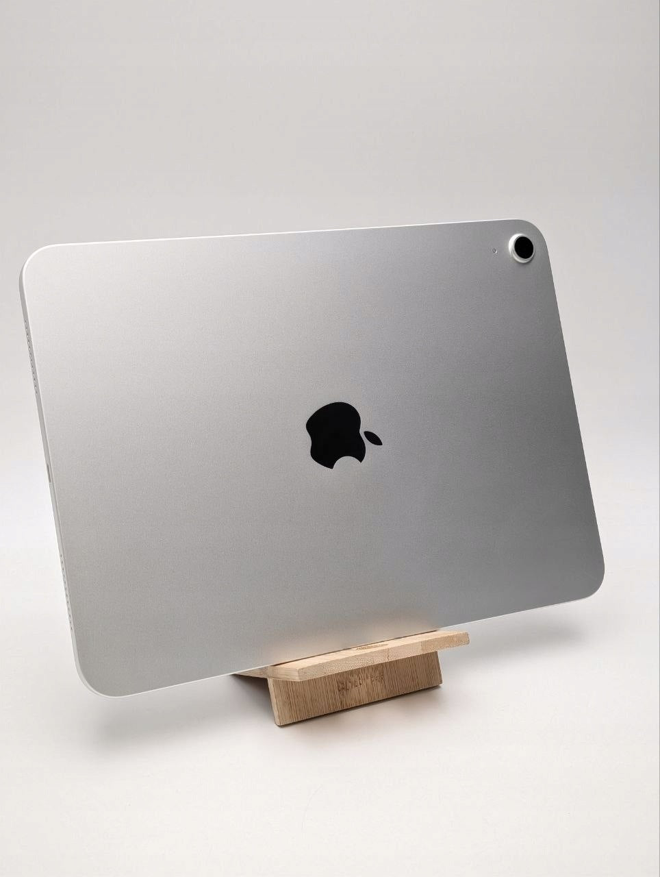 Apple iPad 11 gen. 11" 256GB WI-FI Srebrny | jak | Outlet