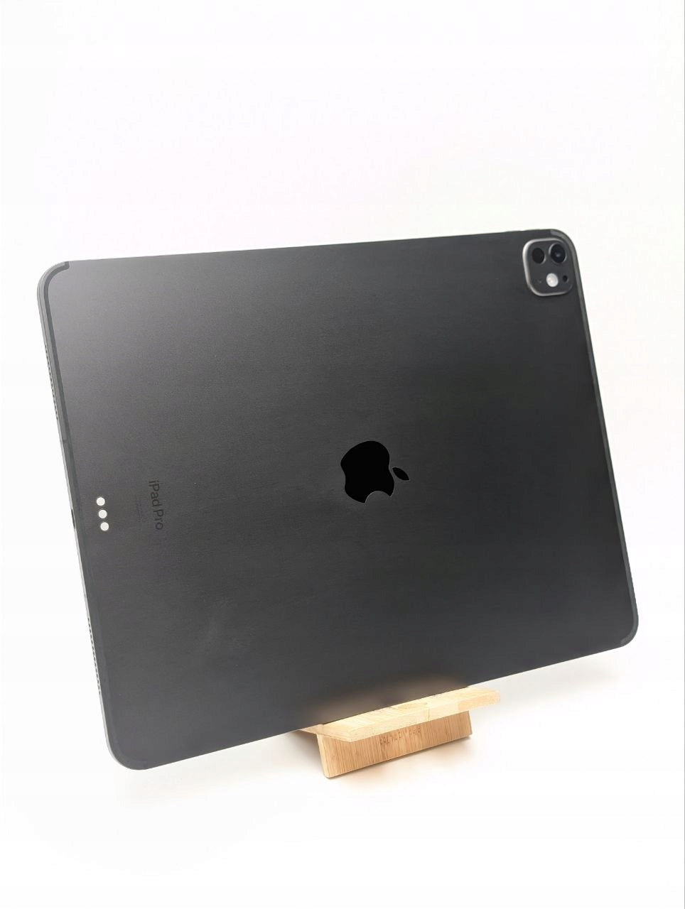 Apple iPad Pro 13" M4 256GB Wi‑Fi + Cellular Звёздный чёрный | Outlet