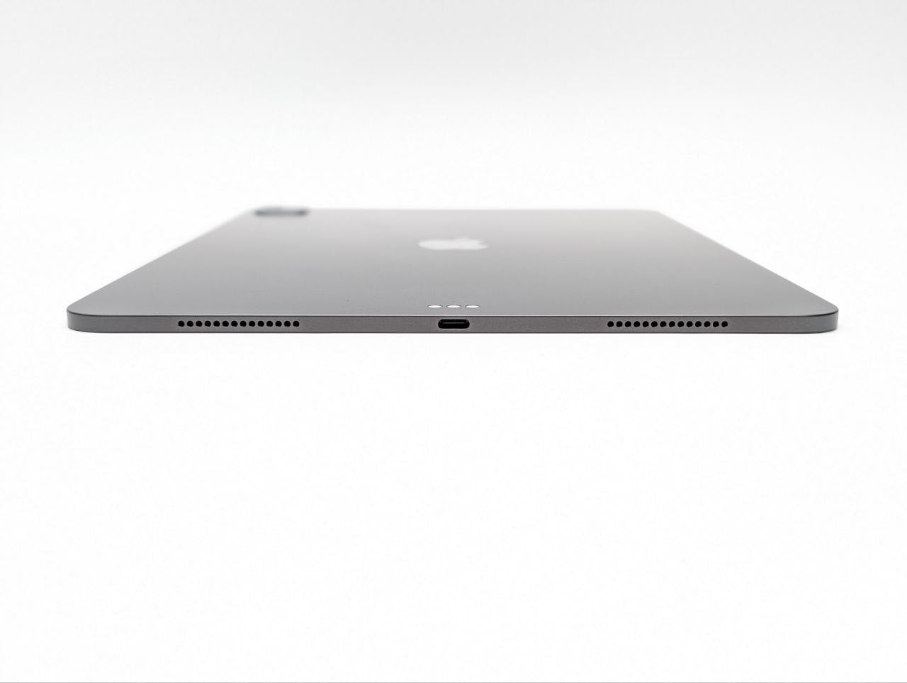 Apple iPad Pro 13" M5 256GB Wi-Fi Gwiezdna Czerń | Outlet