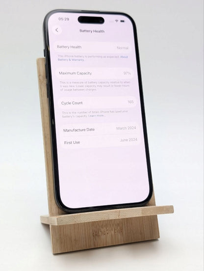 Apple iPhone 15 256 GB czarny | Outlet, Bateria 97%