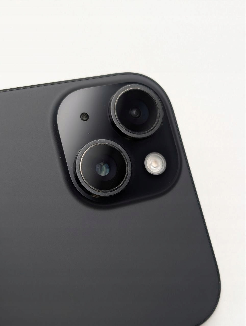 Apple iPhone 15 256 GB czarny | Outlet