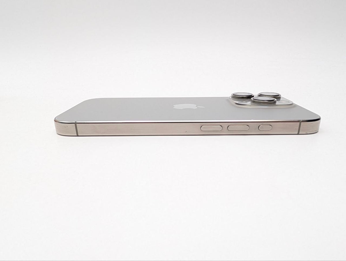 Apple iPhone 16 Pro 1 TB Tytan naturalny | eSim | Outlet, Bateria 90%