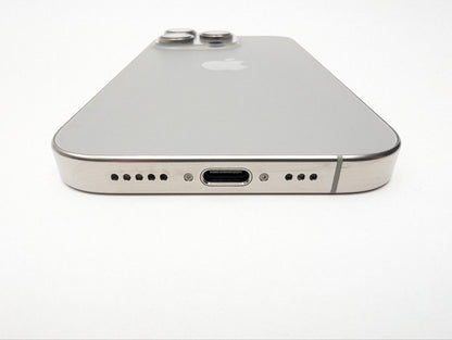Apple iPhone 16 Pro 128GB Tytan Naturalny| eSim | Outlet