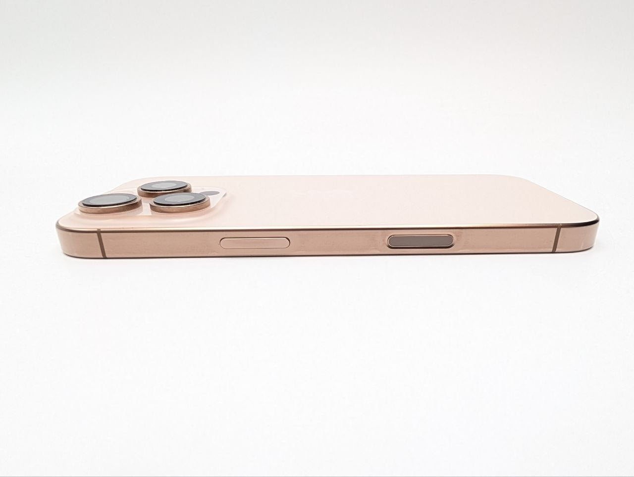 Apple iPhone 16 Pro 128GB Tytan Pustynny | Outlet, Bateria 90%