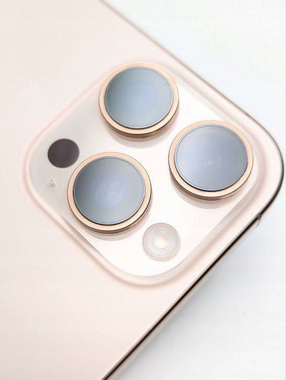 Apple iPhone 16 Pro 128GB Tytan Pustynny | Outlet, Bateria 90%