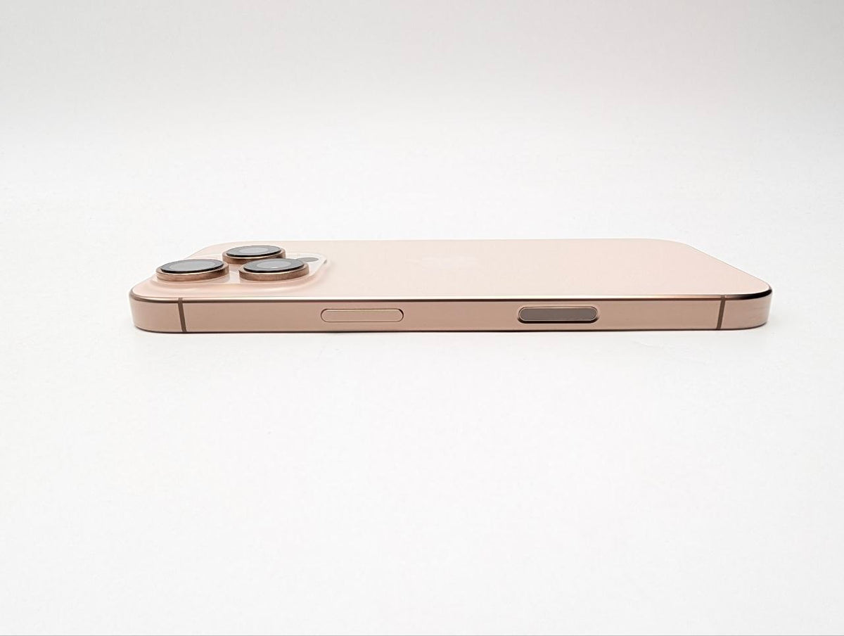 Apple iPhone 16 Pro 256 GB Tytan pustynny | Outlet, Bateria 92%
