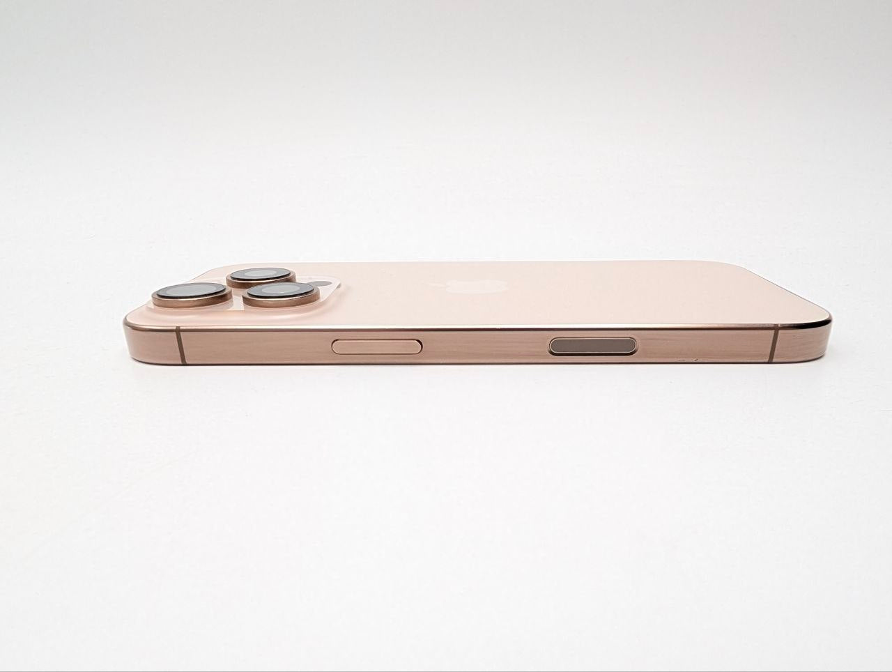 Apple iPhone 16 Pro 256 GB Tytan pustynny | eSim | Outlet, Bateria 91%