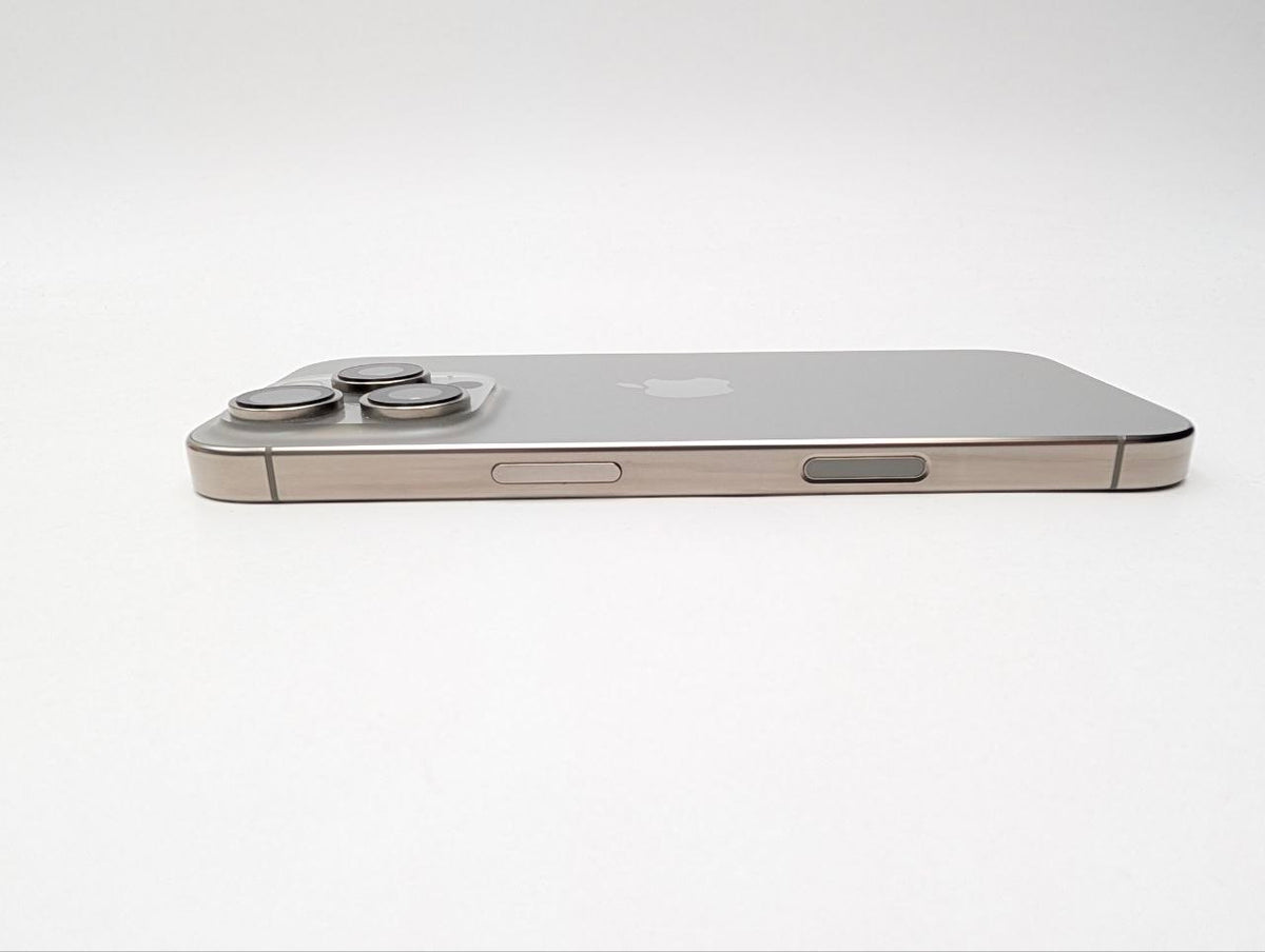 Apple iPhone 16 Pro 256GB Tytan naturalny | Used, Bateria 89%