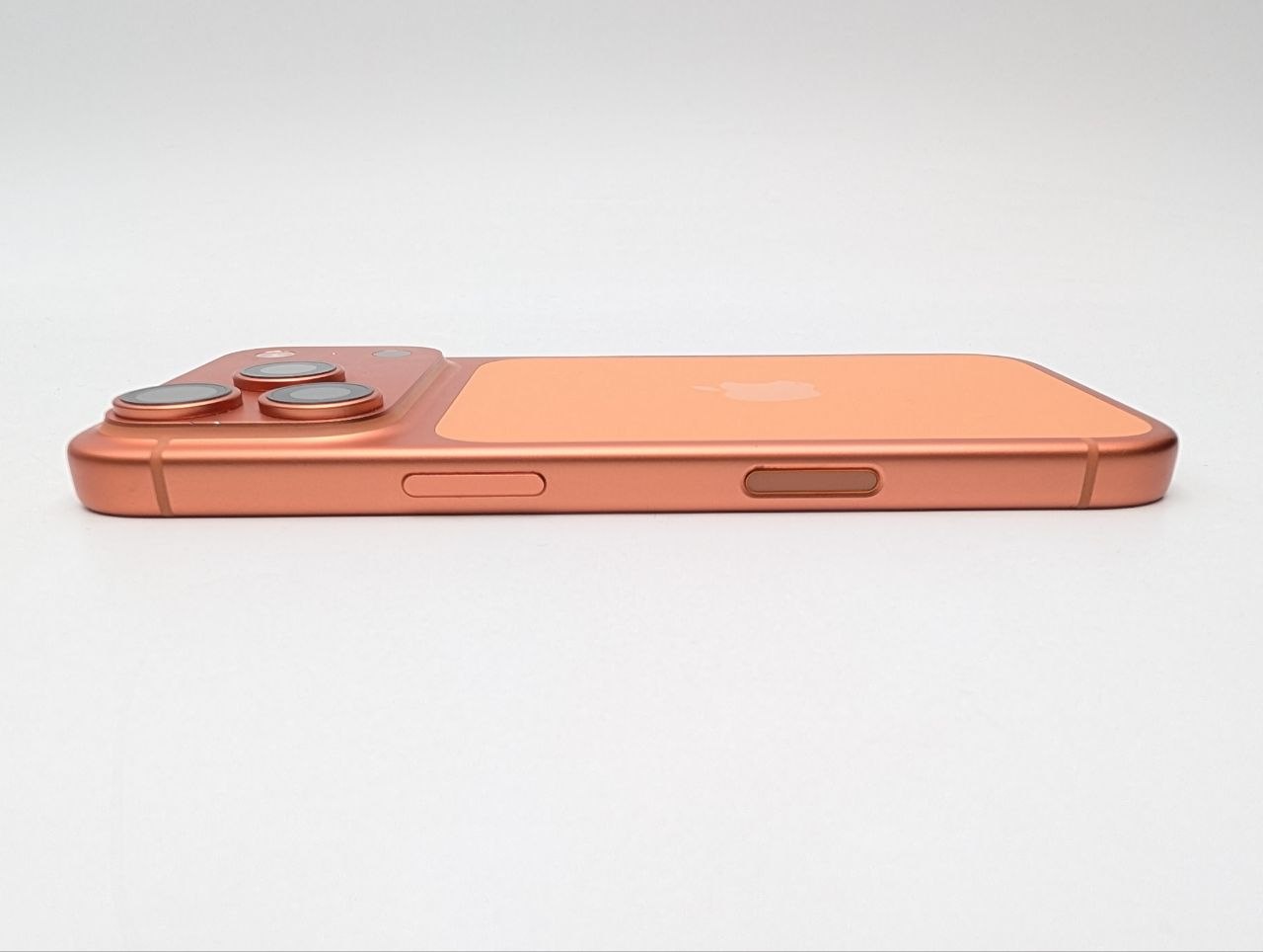 Apple iPhone 17 Pro 256 GB Kosmiczny pomarańcz | eSim | bateria 100% | Outlet, Bateria 100%