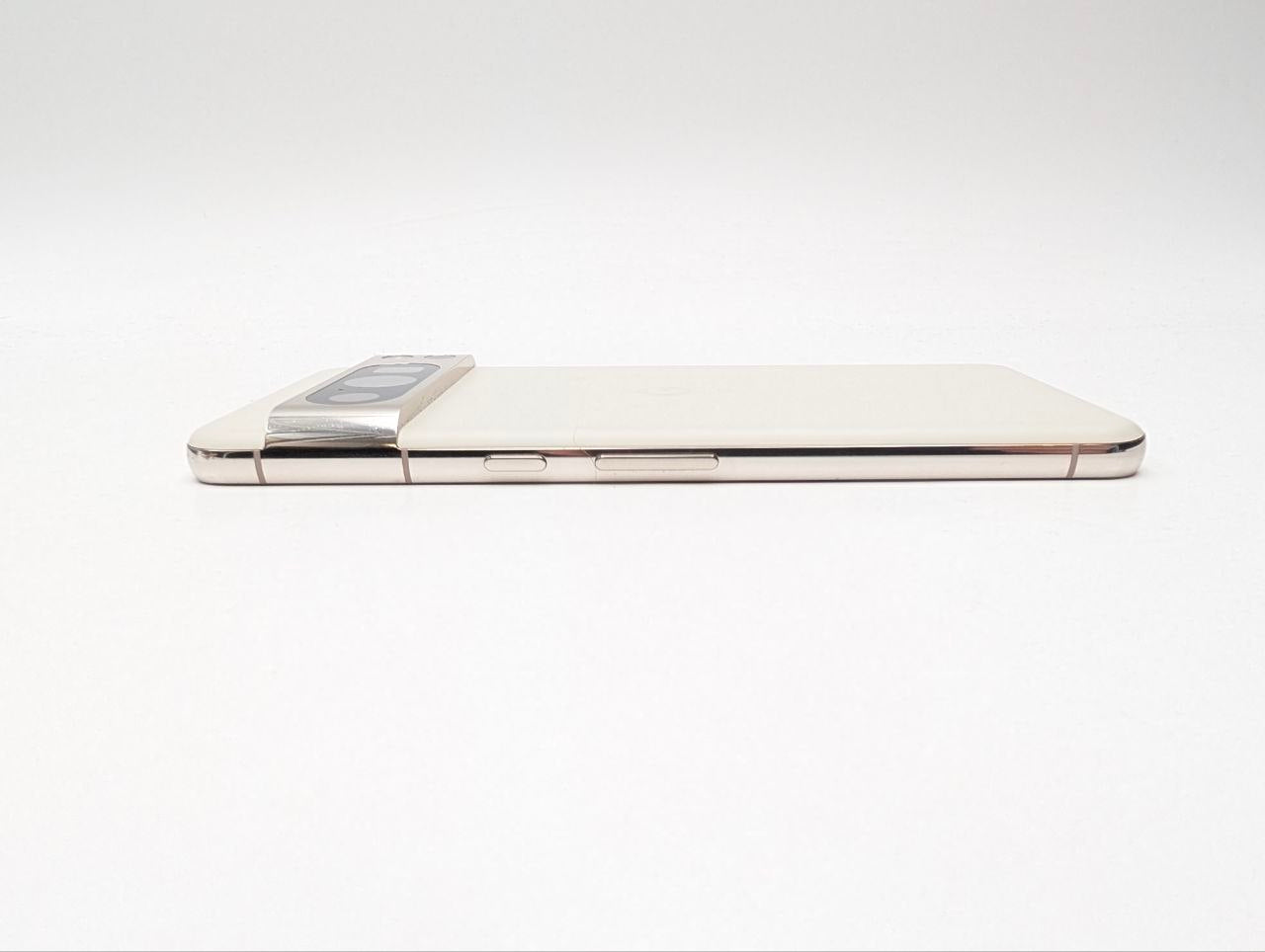 Google Pixel 8 Pro 128 GB beżowy | Outlet, Bateria 85%