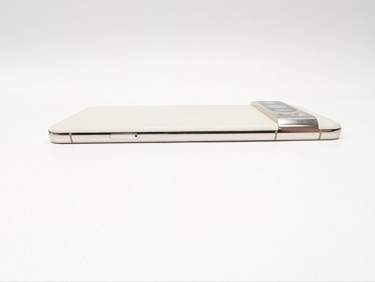 Google Pixel 8 Pro 128 GB beżowy | Outlet, Bateria 85%