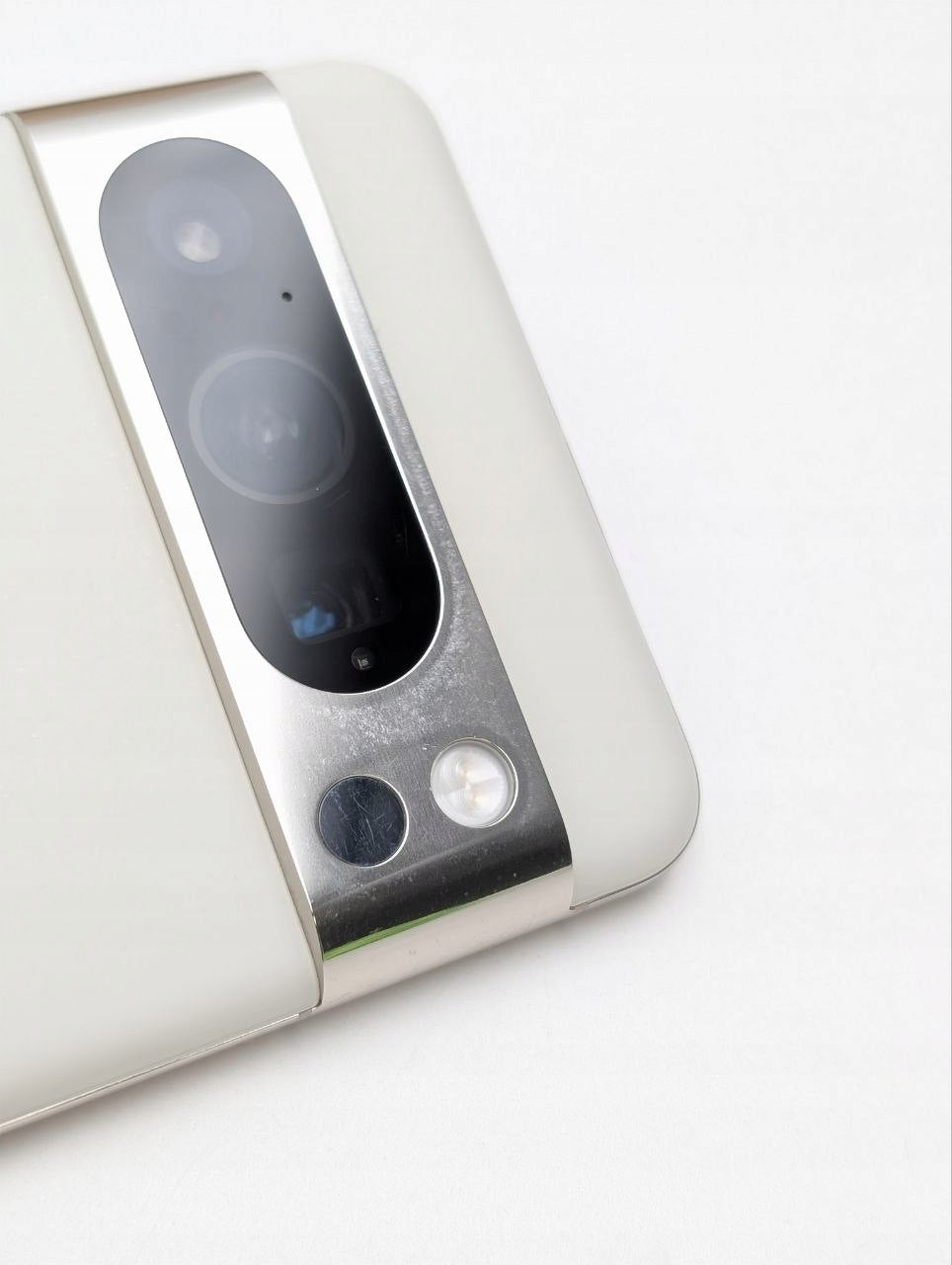 Google Pixel 8 Pro 128 GB beżowy | Outlet, Bateria 85%