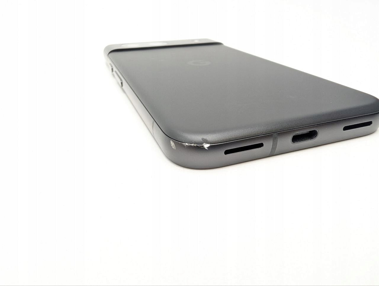 Google Pixel 8a 128 GB czarny | Outlet, Bateria 85%