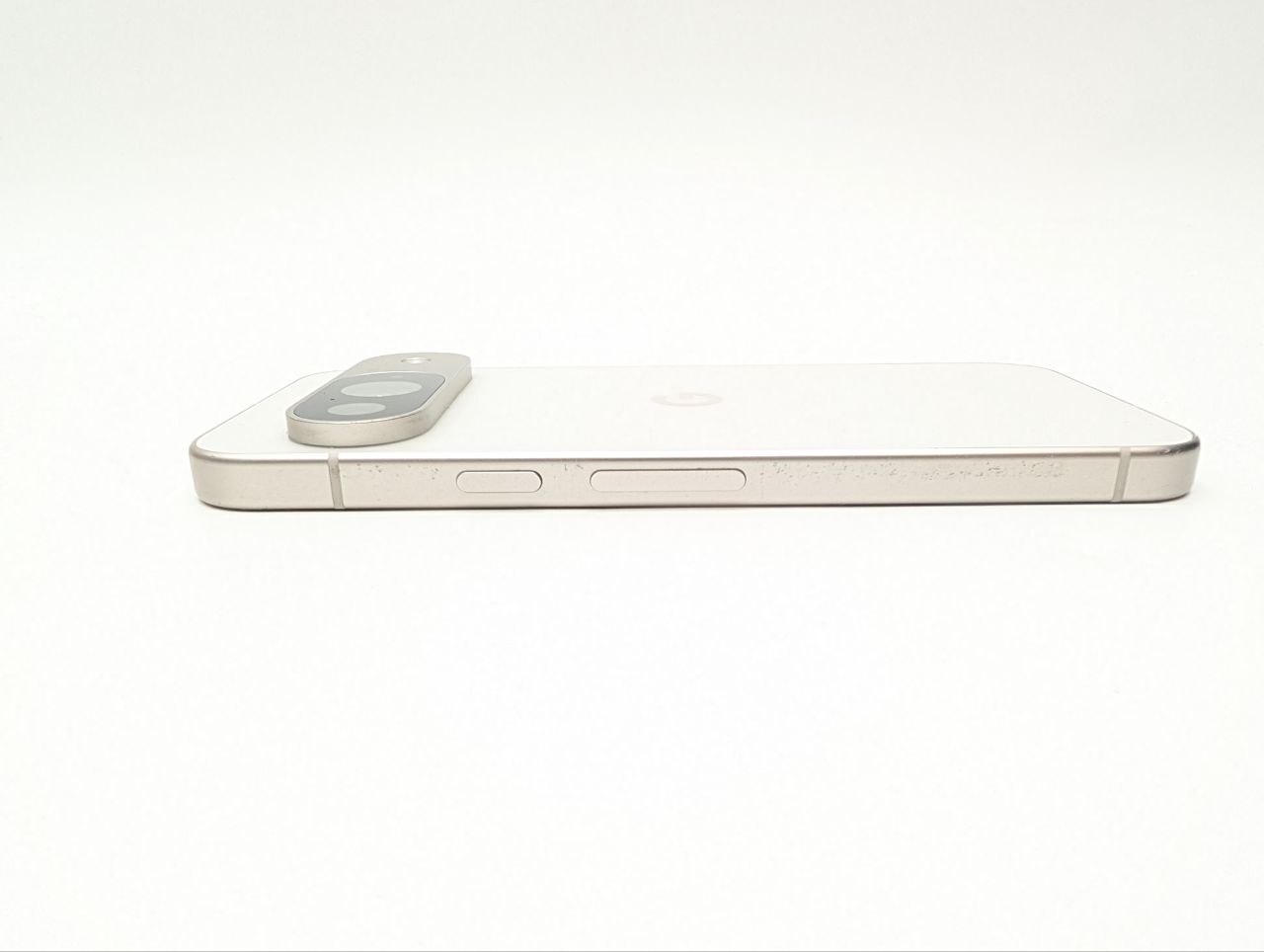 Google Pixel 9 128 GB Porcelana | Used, Bateria 85%