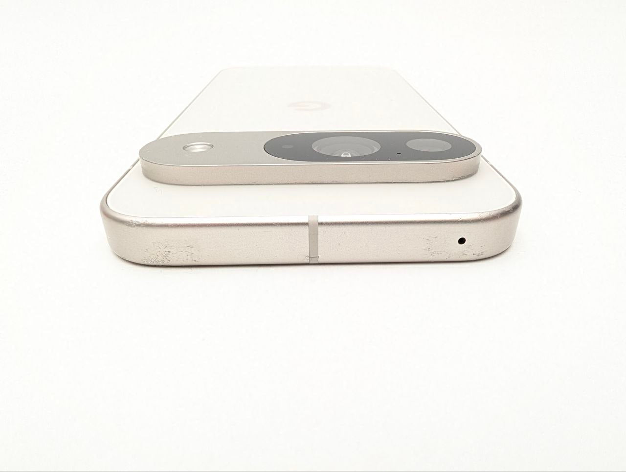 Google Pixel 9 128 GB Porcelana | Used, Bateria 85%