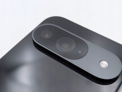 Google Pixel 9 128GB Czarny | Outlet, Bateria 95%