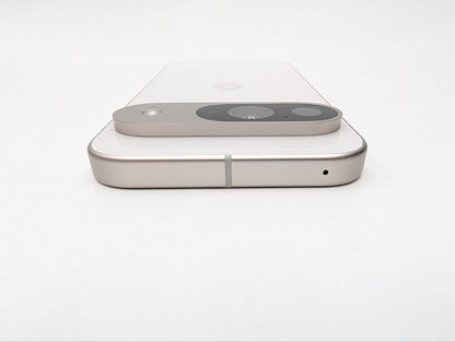 Google Pixel 9 128GB Porcelanowy | Outlet, Bateria 90%