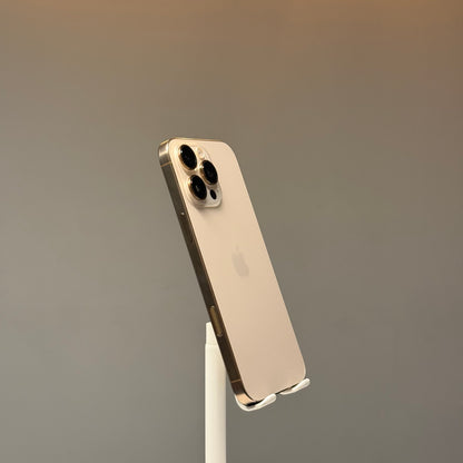 iPhone 16 Pro Max 256 GB Desert-used