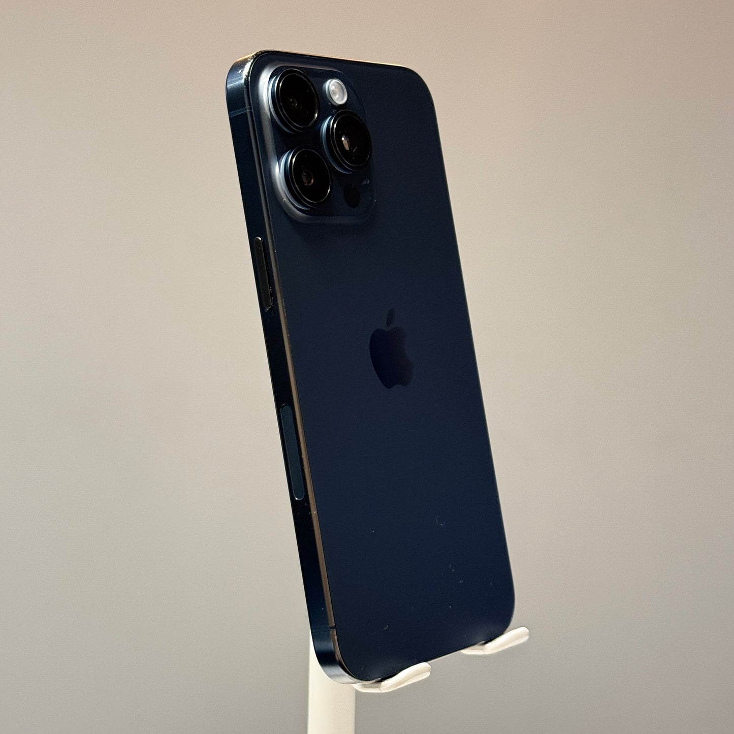 iPhone 15 Pro Max 256GB Blue Titanium - used