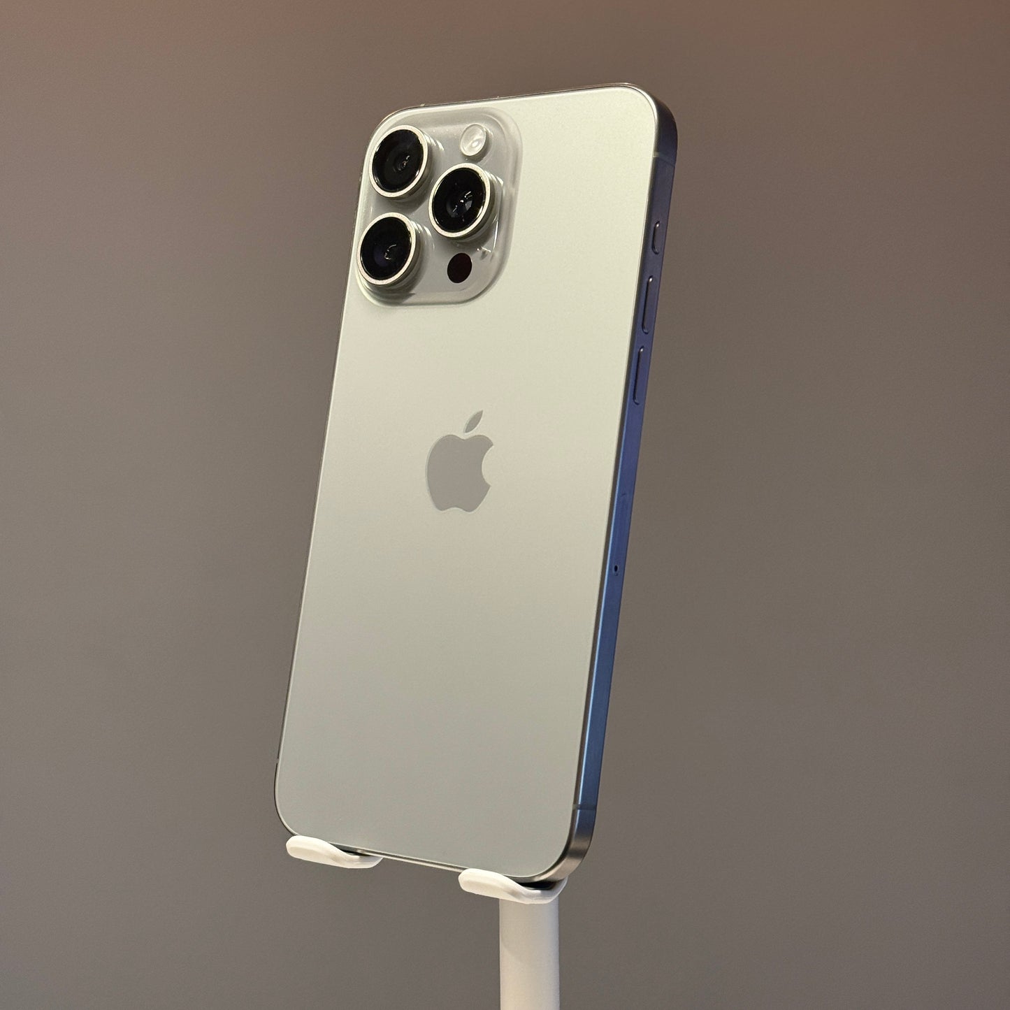 iPhone 15 Pro Max 256GB Natural Titanium - used