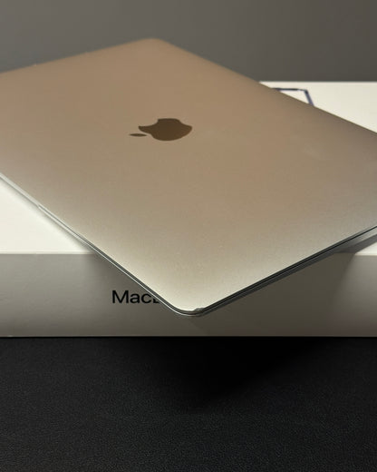 MacBook Air M1 8GB RAM 256GB SSD - used