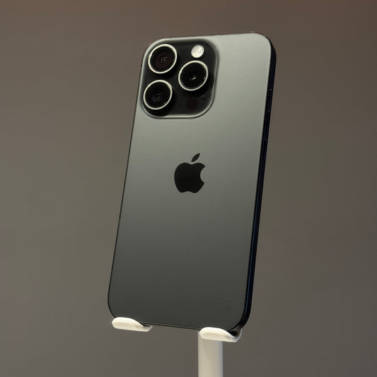 iPhone 15 Pro 128GB Black Titanium - used